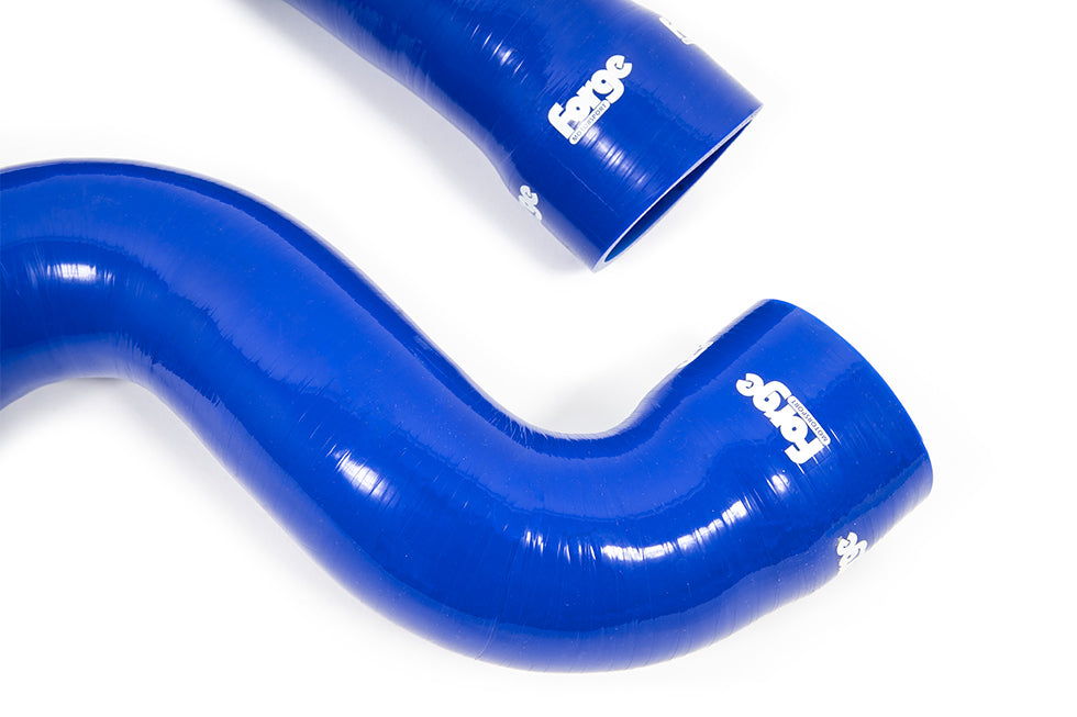 Close up High-performance Forge Motorsport TT Mk1 225 Boost Hose kit in blue