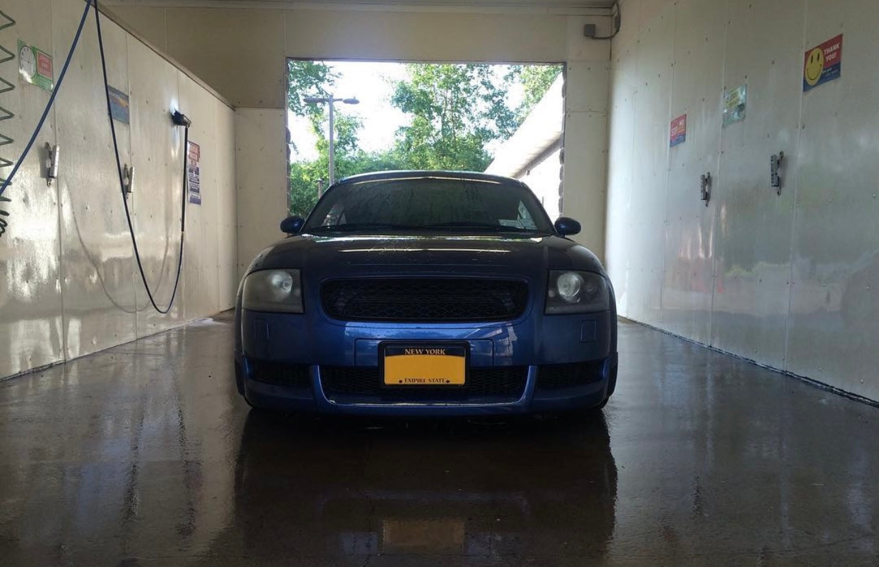 Audi TT Mk1 (1999-2006) with installed German Auto Stuff RS-Style Honeycomb Mesh Badgeless Grille - Front view